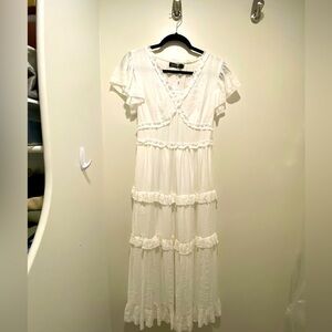 White short sleeve size M maxi dress